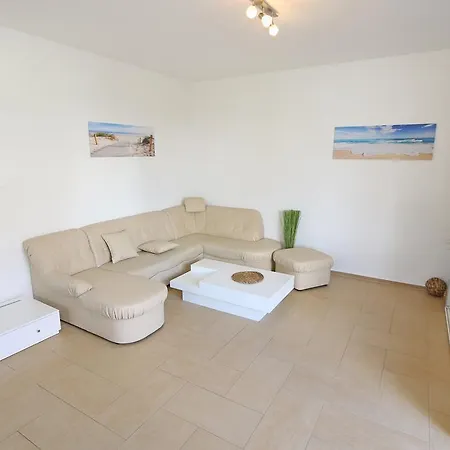 Doppelhaushalfte Am Seepark Appartement *